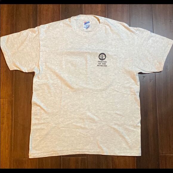 Vintage University Museums T-Shirt  - Picture 1 of 5